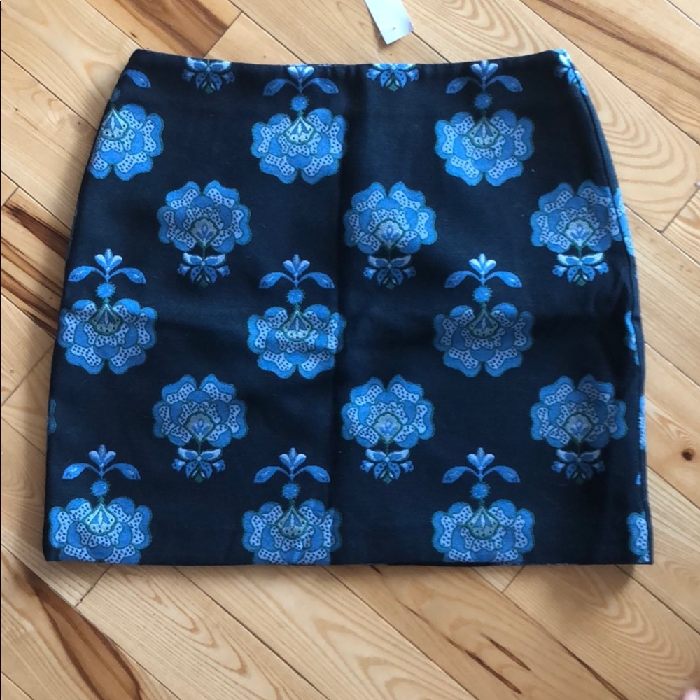 Loft navy and light blue skirt. New!